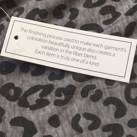 NEW - Fun loose T-Shirt! “Good Vibes 33” Animal Print - Picture 4 of 6